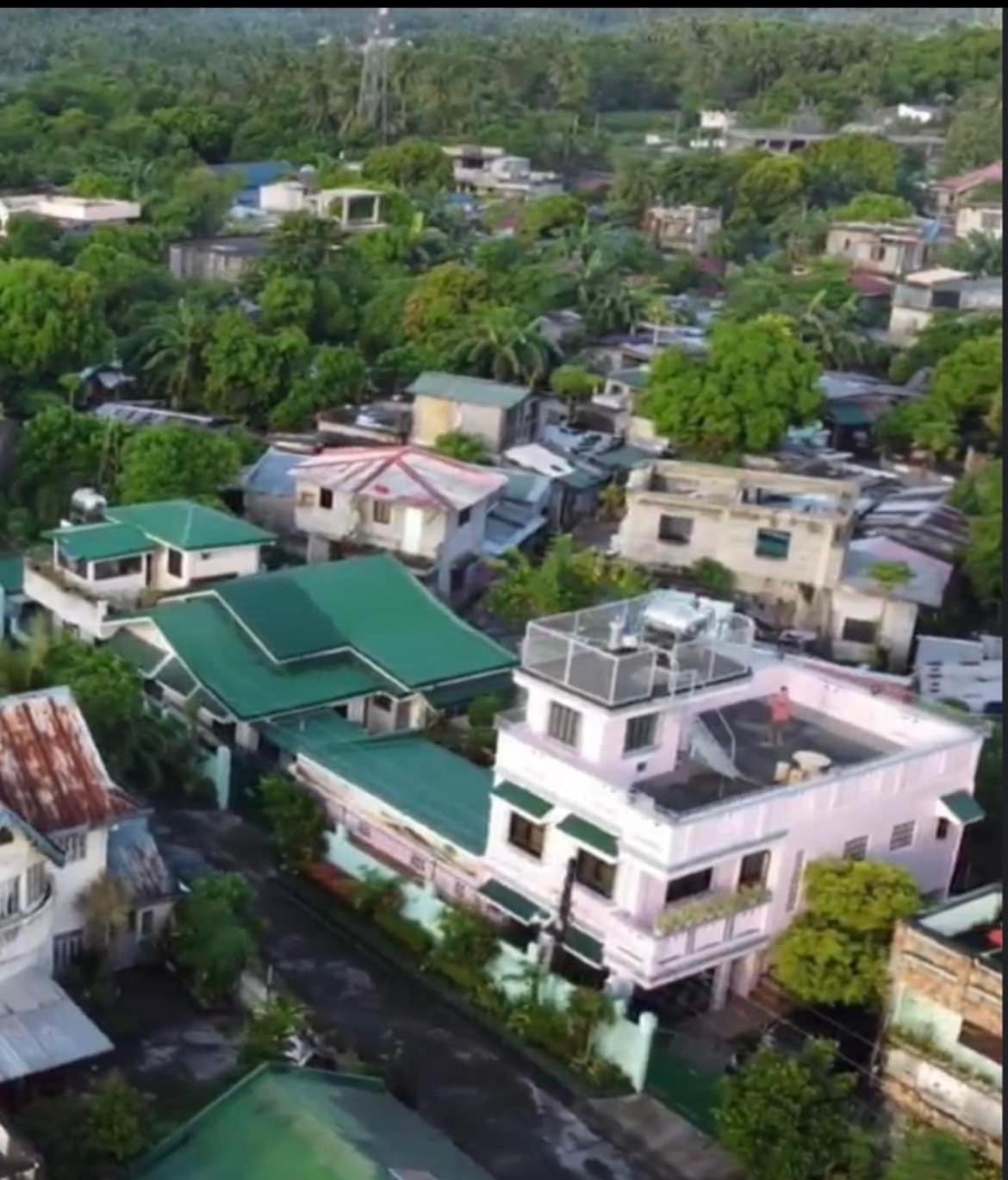 Roseville Home Stay And Tour Agency Tabaco City Baranghauon Экстерьер фото